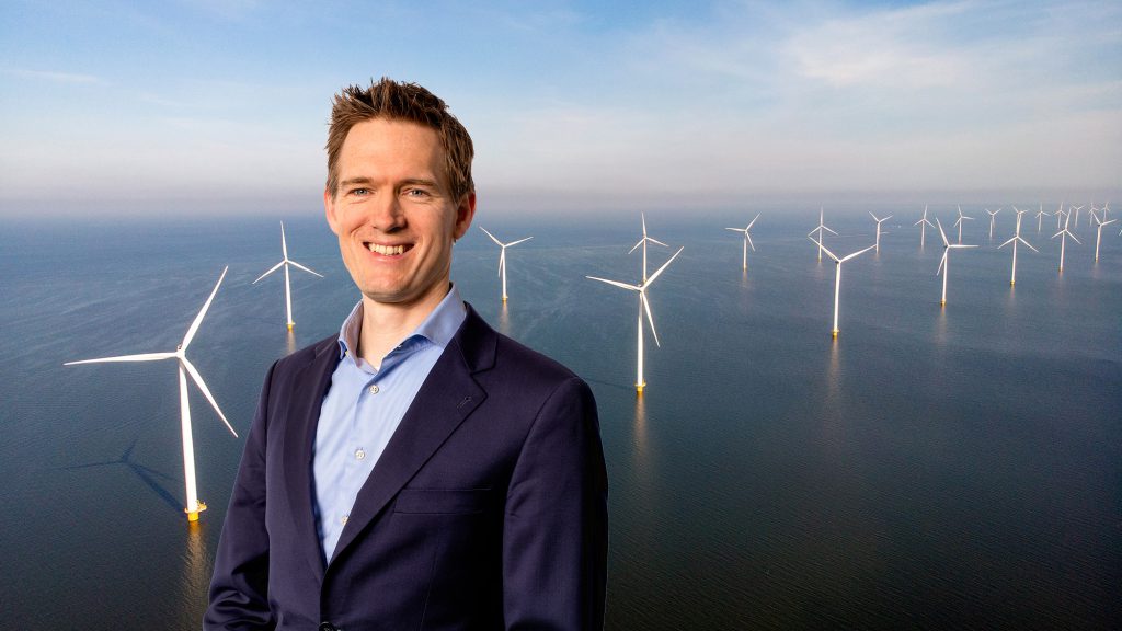 Gijs Hulscher van JBR adviseert bedrijven in de sector Energy & Environment